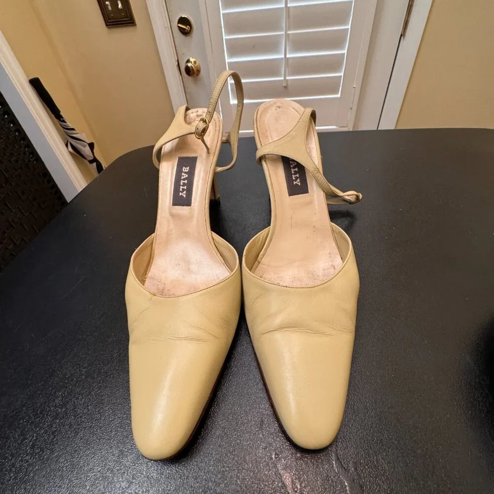 Bally size 8.5  slingback shoes